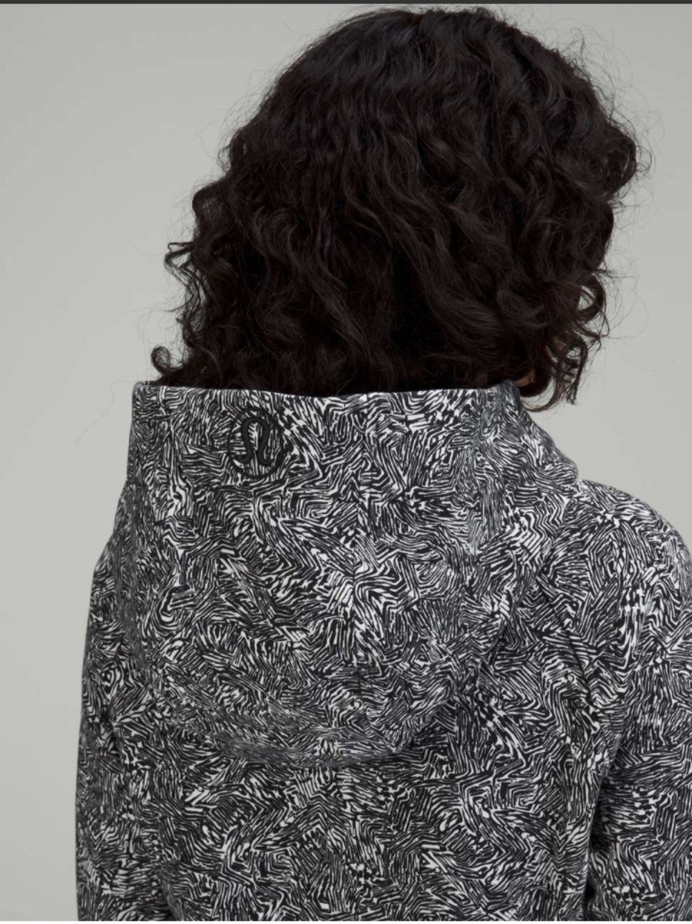 lululemon athletica Scuba Full-Zip Hoodie - Offbeat Alpine White Black - Picture 5 of 8